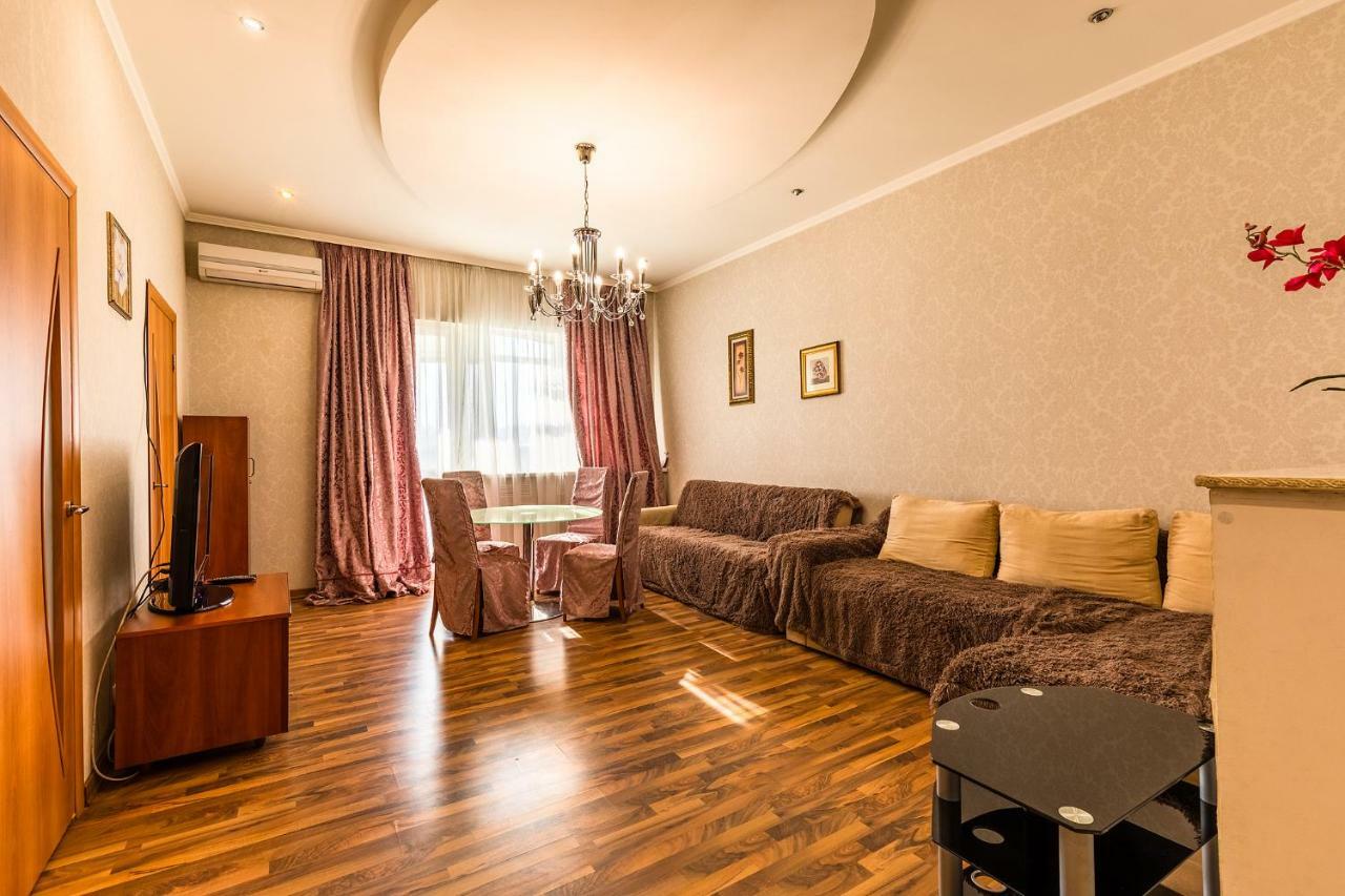 Apartment In The City Center Київ Екстер'єр фото